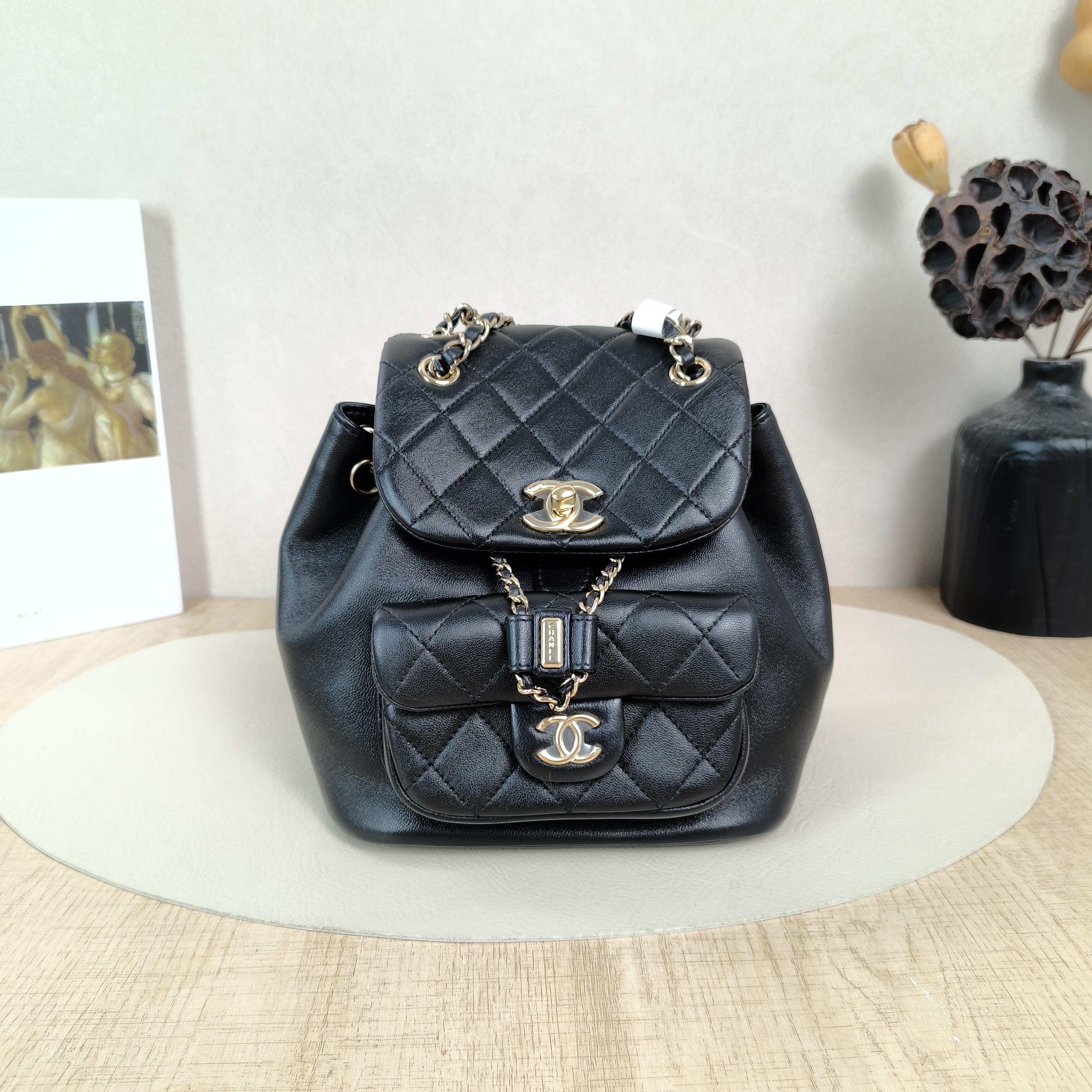 Chanel Backpack Duma Black Lambskin Small18 × 9.5 × 19 cm