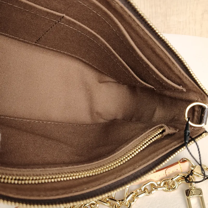 Louis Vuitton Shoulder Bag Pochette Accessoires Two Straps Monogram PVC Large23.5 × 4 × 13.5 cm — detail view 3 of 11