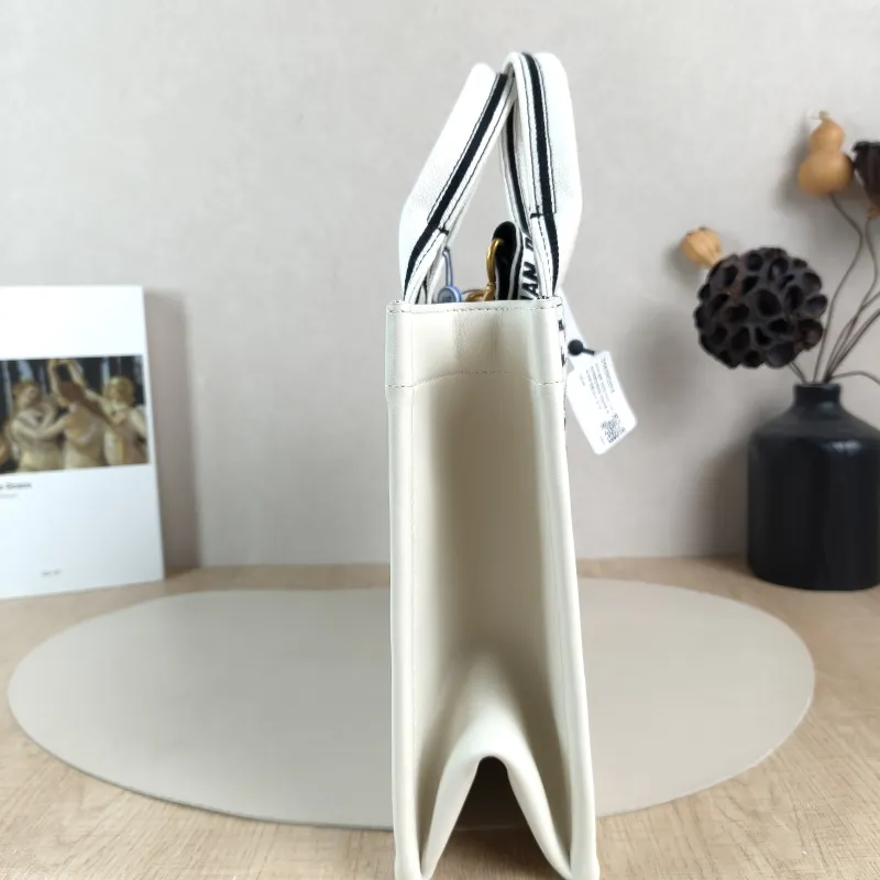 DIOR Top Handle Bag Book Tote Shoulder Strap Edition Colorblock Canvas · Calfskin One Size 26.5 × 14 × 22 cm — detail view 5 of 13
