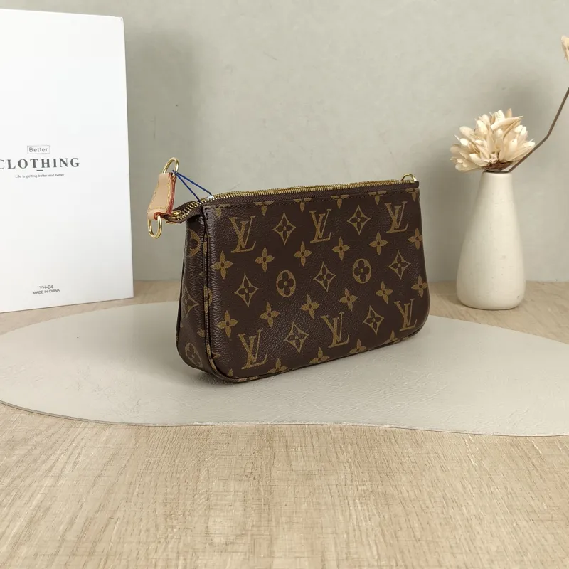 Louis Vuitton Shoulder Bag Pochette Accessoires Two Straps Monogram PVC Large23.5 × 4 × 13.5 cm — cover view 4 of 6