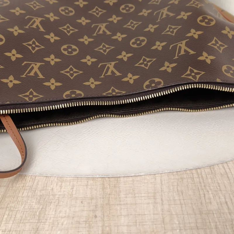 Louis Vuitton Crossbody Bag Loop Hobo Monogram PVC One Size 38 × 10 × 26 cm — detail view 9 of 14