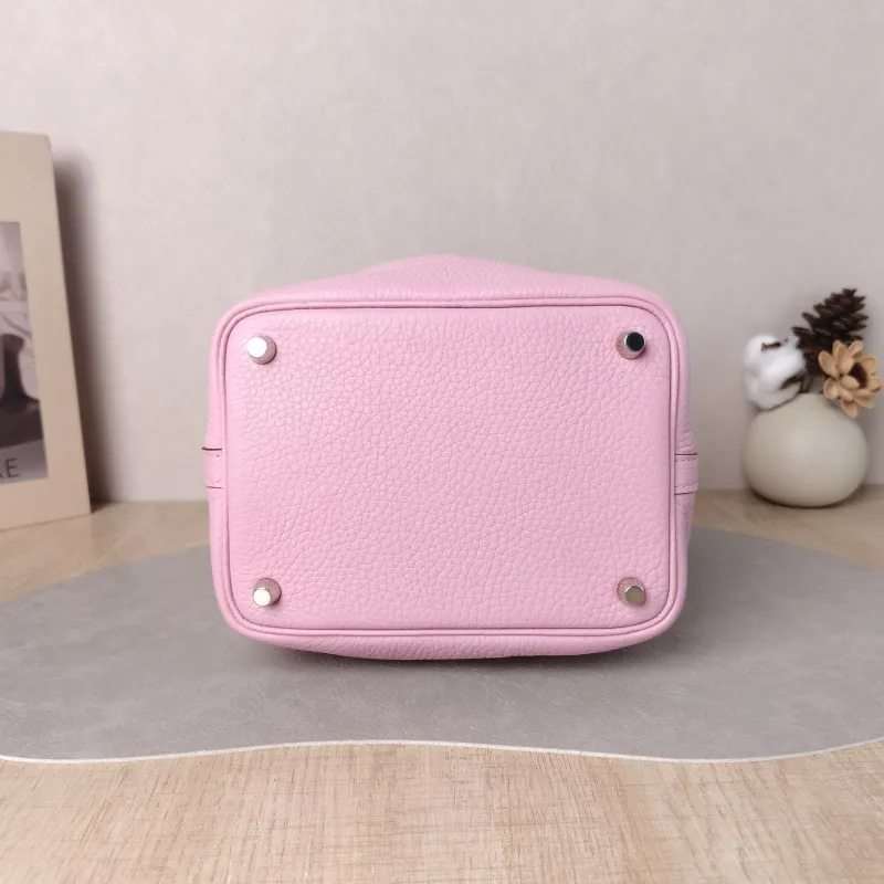 Hermès Top Handle Bag Picotin Lock 18 18 X9Mauve Sylvestre Taurillon Clemence TC Calfskin Small 18 × 13 × 18 cm Z — cover view 2 of 6
