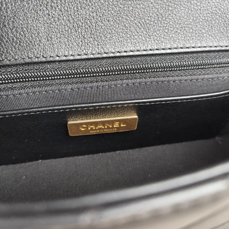 Chanel Crossbody Bag Messenger Bag Black Calfskin One Size 20.6.5*12.5 — detail view 6 of 12