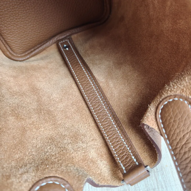 Hermès Top Handle Bag Picotin Lock 18 18 TC Calfskin Small 18 × 13 × 19 cm u — detail view 4 of 9