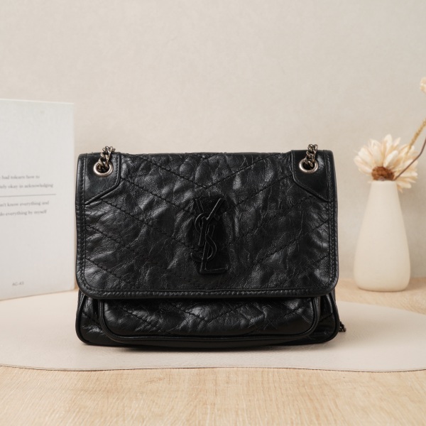 SAINT LAURENT Crossbody Bag Niki D Waxed Leather Calfskin21 × 7.5 × 16 cm