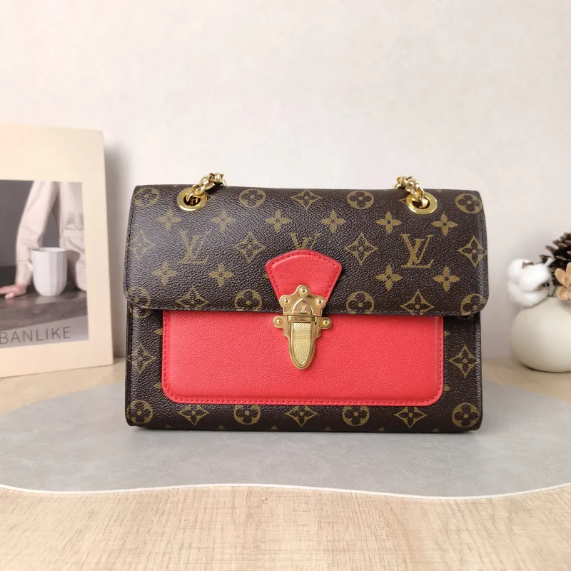Louis Vuitton Crossbody Bag VICTOIRE Red PVC · Calfskin One Size 27 × 10 × 17 cm