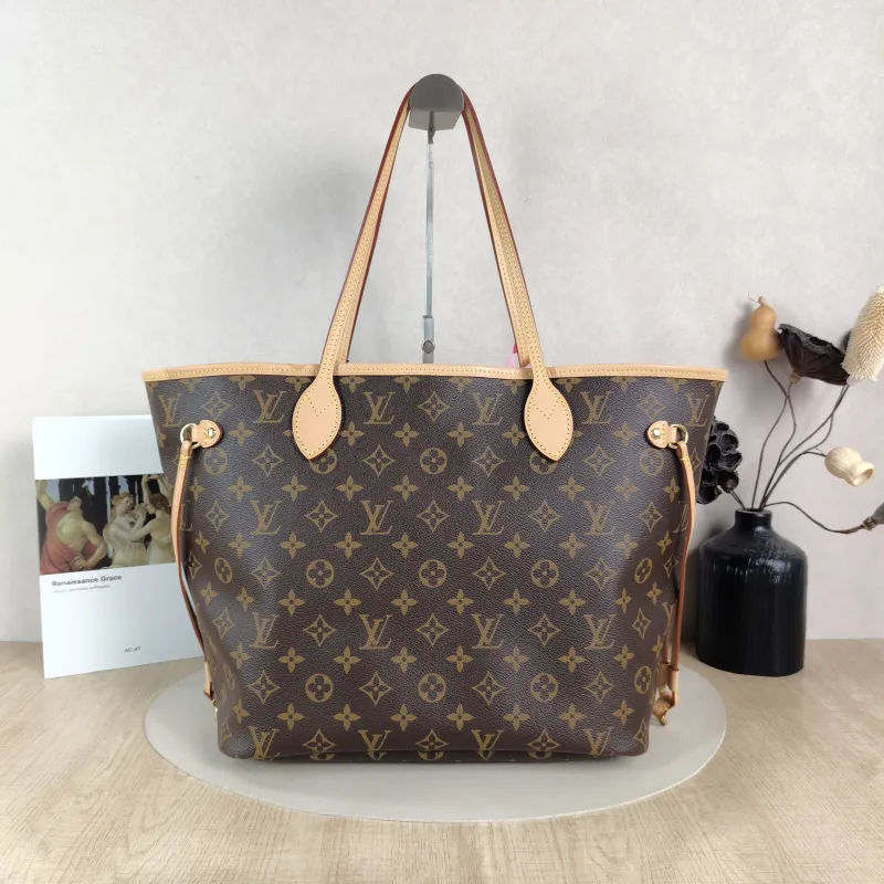 Louis Vuitton Shoulder Bag Neverfull Monogram PVC Medium 31 × 14 × 28 cm
