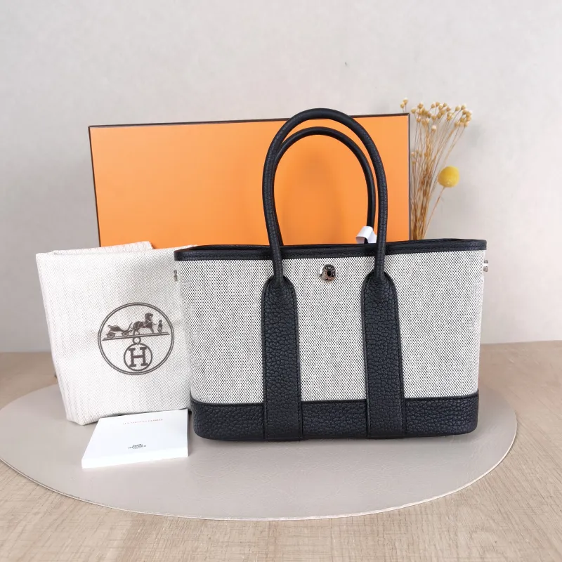 Hermès Top Handle Bag Neo Garden 23 Mini Black · Beige Canvas · Negonda Calfskinmini23 × 10 × 16 cm — cover view 5 of 6