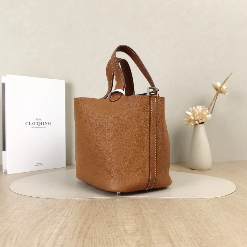 Hermès Top Handle Bag Picotin Lock 18 1834 Saddle Leather Small18 × 13 × 18 cm — cover view 3 of 5