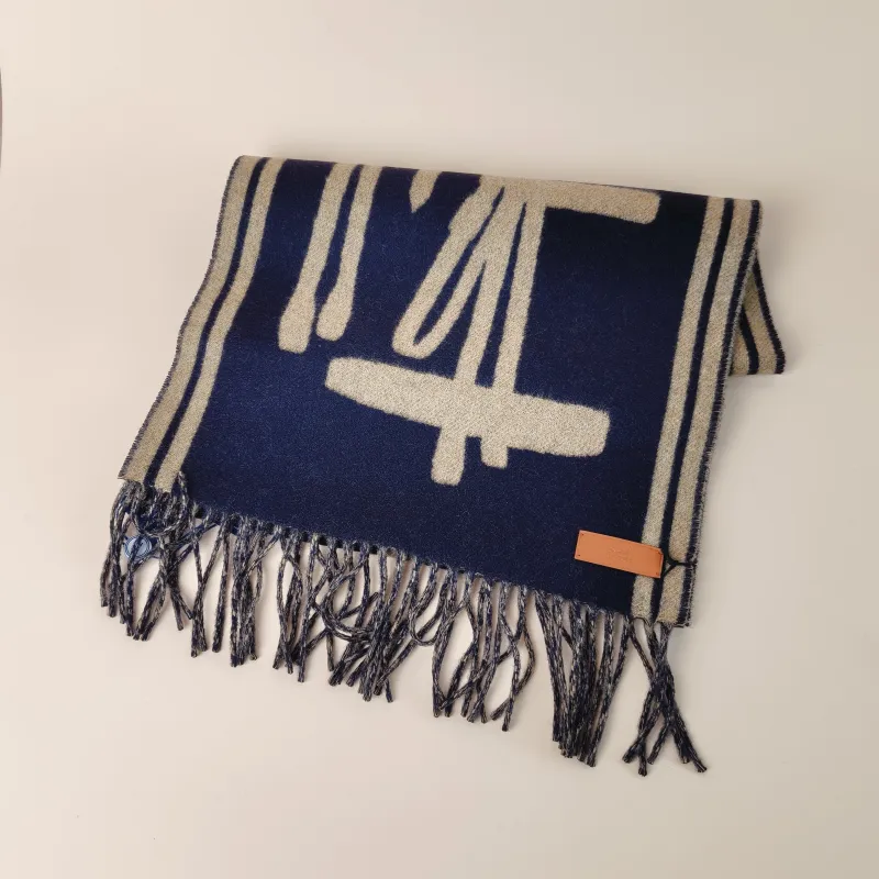 Hermès Scarf Scarf Blue Cashmere One Size 160*30cm — cover view 3 of 7