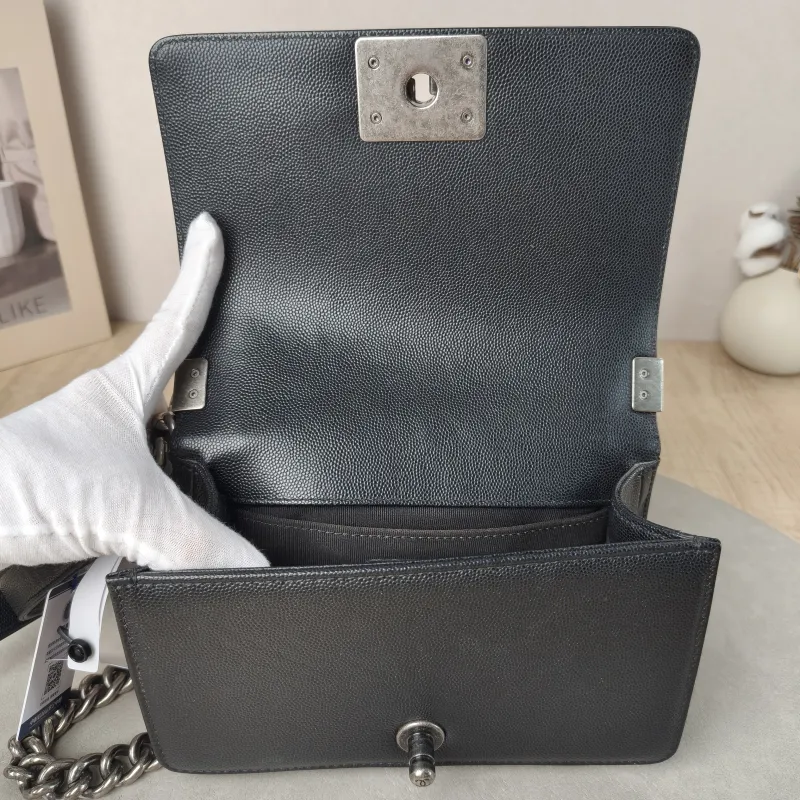Chanel Crossbody Bag Le Boy​ Black Grained Calfskin Small 20.5 × 8.5 × 12 cm — detail view 4 of 13