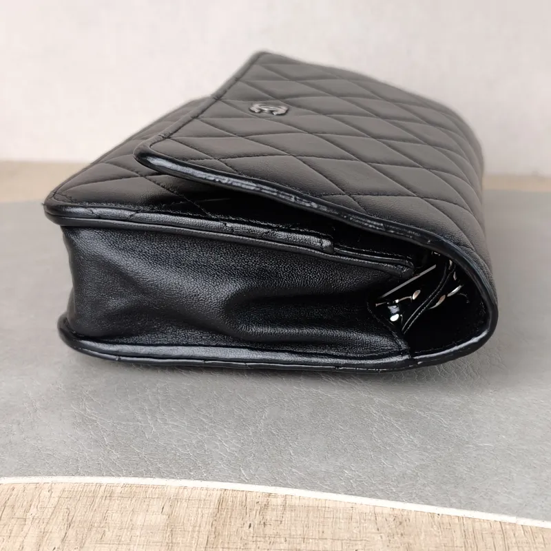 Chanel Crossbody Bag Classic Flap WOC CF WOCWOC Bag Black Lambskin Mini 19.2 × 3.5 × 12.3 cm 20 — detail view 12 of 13