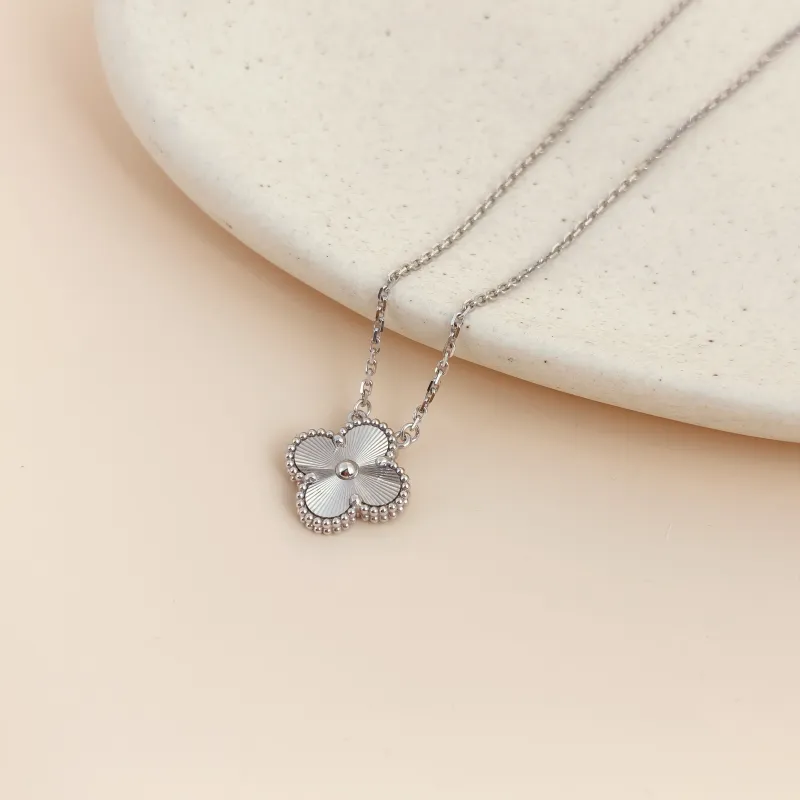 Van Cleef & Arpels Necklace Alhambra White Gold18KW hite Gold Vintage Small1.5 × 1.5 × 40.5 cm — cover view 3 of 8
