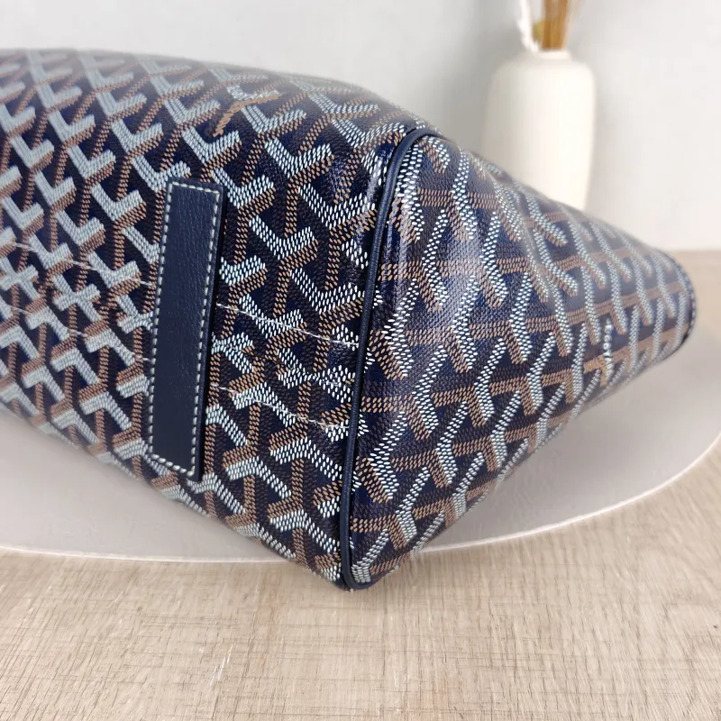 GOYARD Shoulder Bag Rouette Shoulder Bag Navy PVC Small31 × 14 × 23 cm — detail view 2 of 10