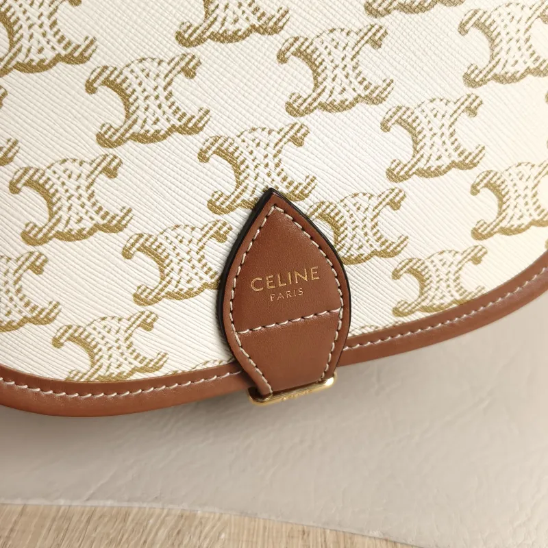 CELINE Crossbody Bag FOLCO White PVC Medium 18.5 × 8 × 17 cm — detail view 1 of 10