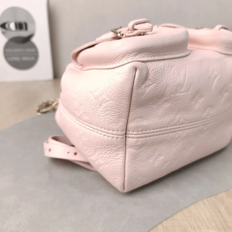 Louis Vuitton Backpack Backup Backpack Pink Calfskin One Size 20 × 14 × 22 cm — detail view 1 of 14