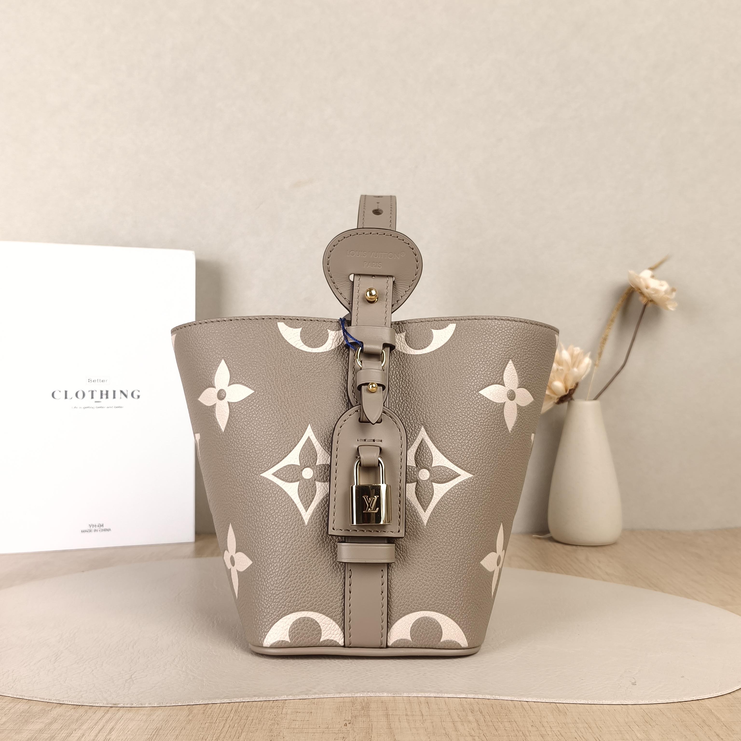 Louis Vuitton Top Handle Bag ALL IN BB · White Empreinte Embossed Calfskin BB18 × 12 × 16 cm
