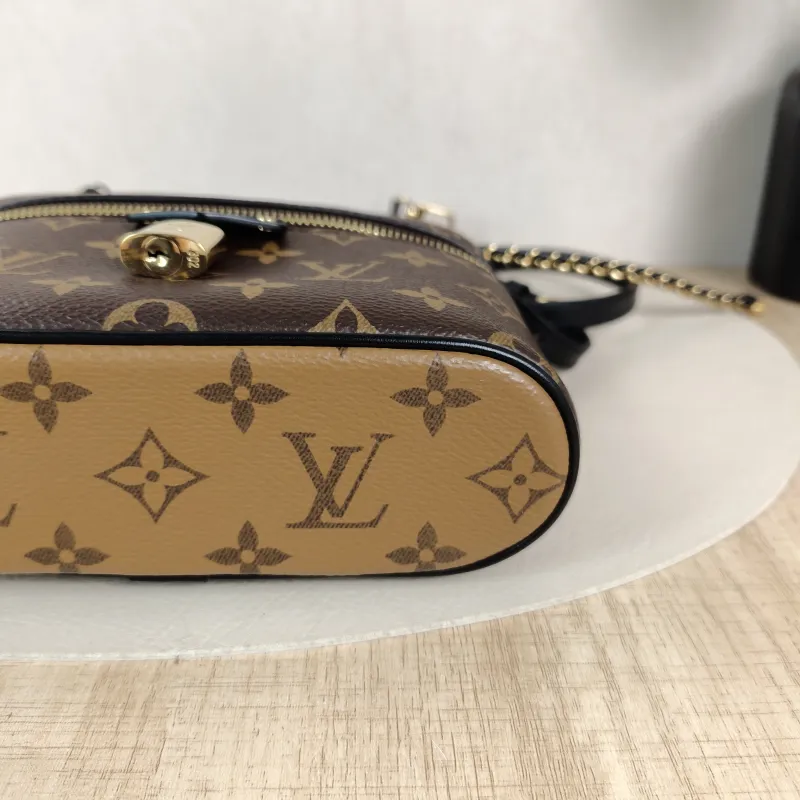 Louis Vuitton Shoulder Bag VANITY POUCH Cosmetic Bag Monogram PVC One Size19 × 6.5 × 11.5 cm — detail view 5 of 14