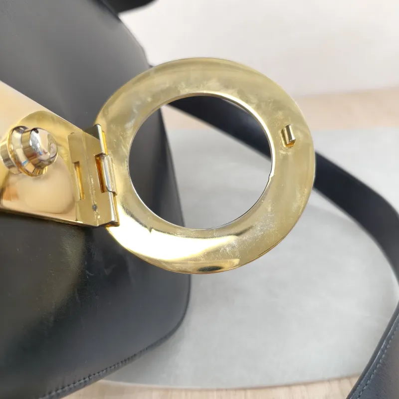 CELINE Crossbody Bag Crossbody Bag Black Calfskin One Size24 × 5 × 18 cm — detail view 17 of 20