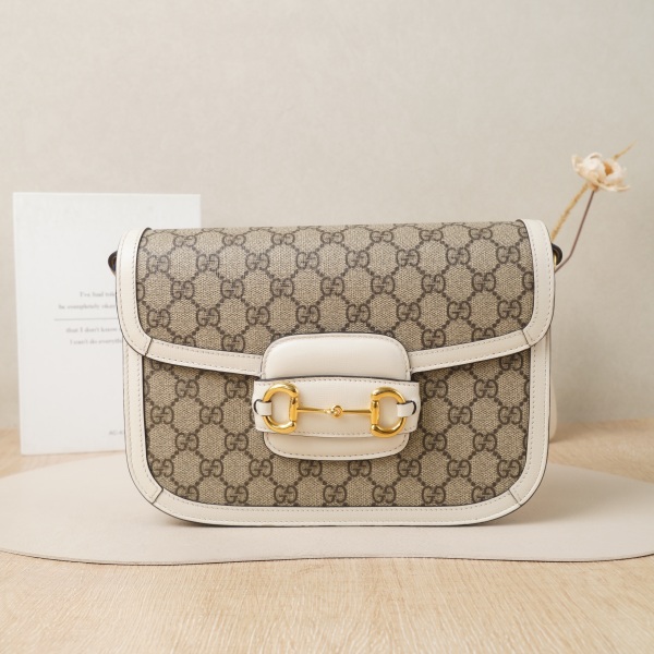GUCCI Crossbody Bag Horsebit 1955 Horsebit Medium White Monogram PVC25 × 8 × 18 cm