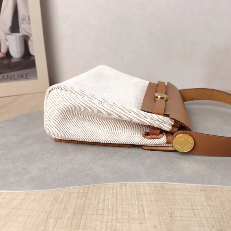 Hermès Shoulder Bag Herbag Zip 20 Beige Brown Calfskin，Canvas Mini 20 × 7 × 17 cm K — detail view 10 of 13