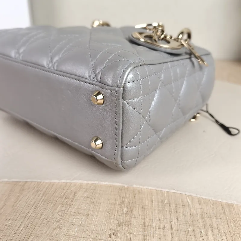 DIOR Crossbody Bag Lady Lady Dior Bag Mini12 × 5 × 10 cm — detail view 5 of 12