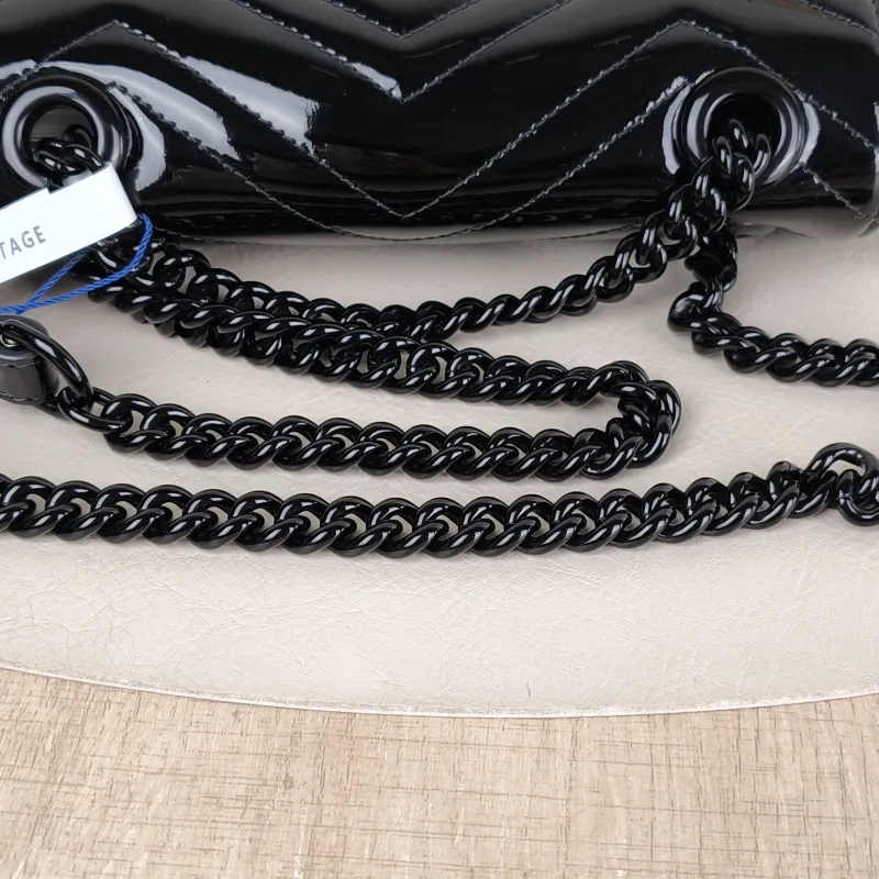 GUCCI Crossbody Bag GG Marmont Small Marmont So Black 22 Black Patent Leather Small 22 × 6 × 13 cm — detail view 11 of 13