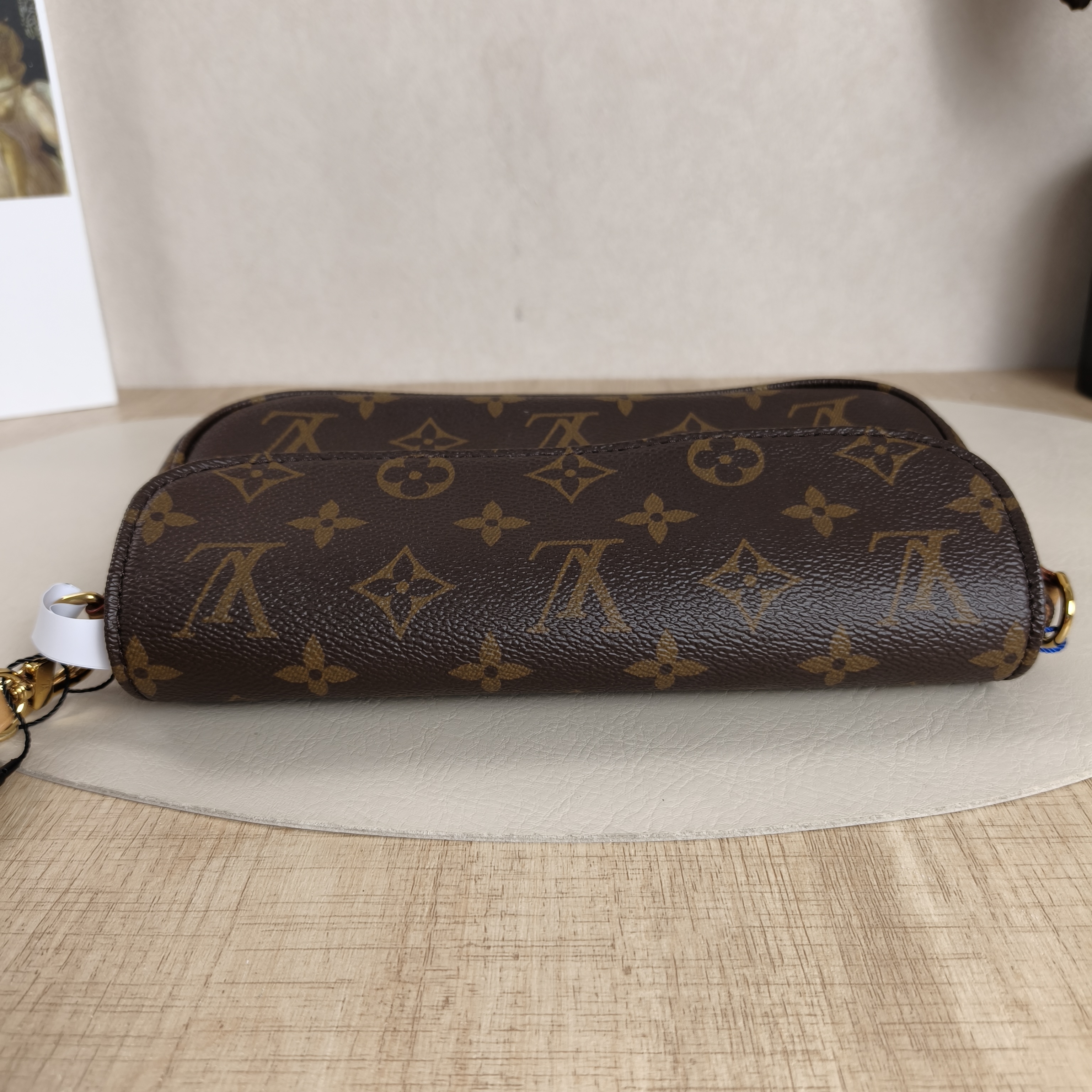 Louis Vuitton Crossbody Bag IVY Monogram PVC Small23.5 × 4.3 × 12 cm — cover view 8 of 11