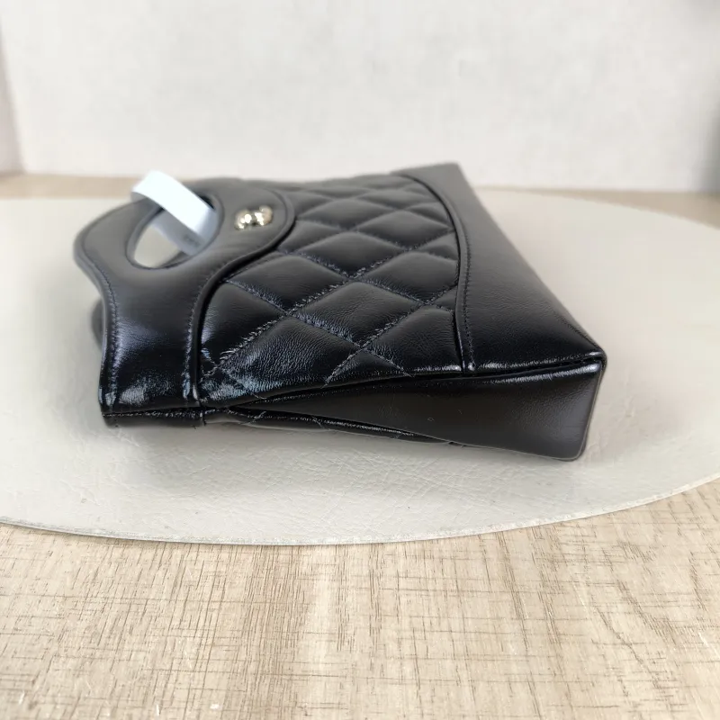 Chanel Shoulder Bag 31Bag Black Waxed Leather Calfskin nano 20.5 × 3.5 × 17 cm — detail view 1 of 10