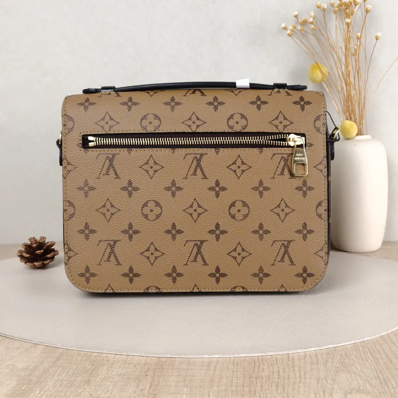 Louis Vuitton Crossbody Bag Pochette Métis Monogram Colorblock PVC Medium 25 × 7 × 19 cm — cover view 4 of 5
