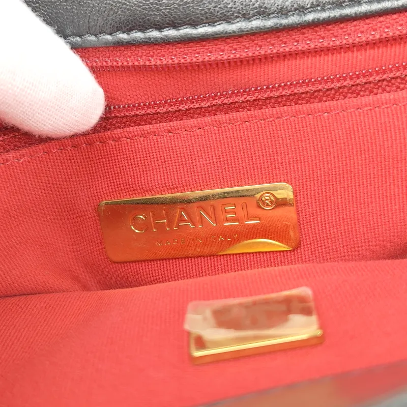 Chanel Crossbody Bag 19Bag Black SL ambskin Small 26 × 9 × 16 cm — detail view 8 of 15