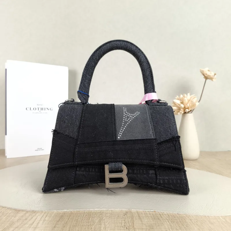 BALENCIAGA Crossbody Bag Hourglass Hourglass Bag Grey Small 23 × 10 × 14 cm
