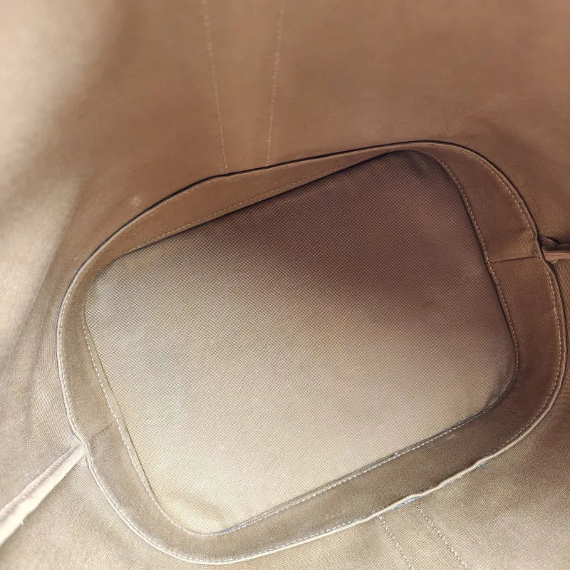 CELINE Crossbody Bag Triomphe Bucket Bag Monogram PVC Medium 24 × 18 × 27 cm — detail view 3 of 10