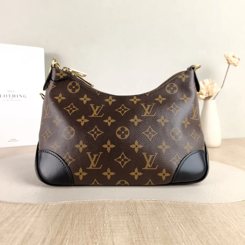 Louis Vuitton Crossbody Bag Boulogne PVC Small 26 × 9.5 × 16 cm