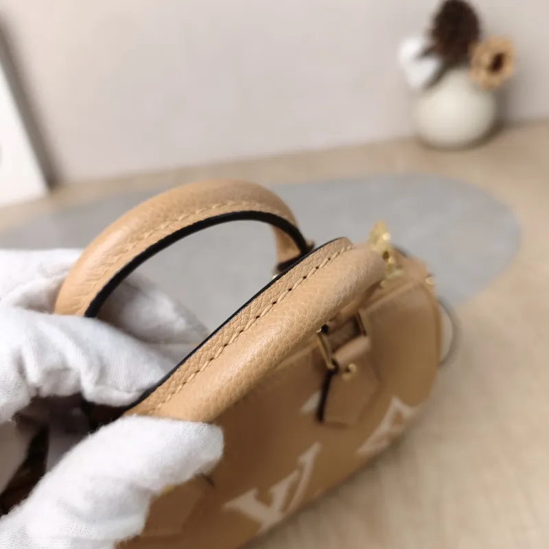 Louis Vuitton Crossbody Bag Speedy Nano · White Empreinte Embossed Calfskinnano16 × 7.5 × 10 cm — detail view 6 of 14