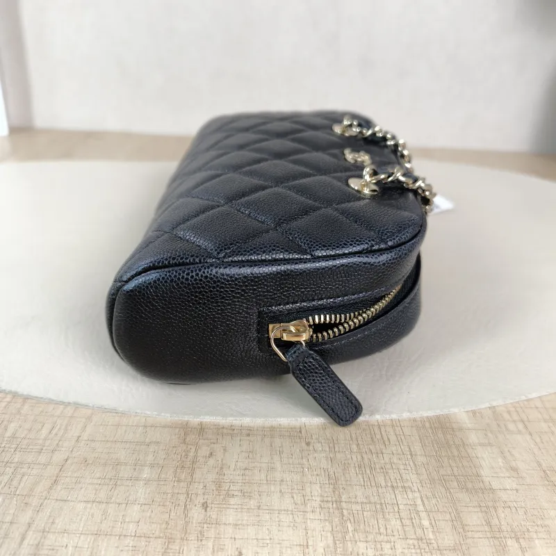 Chanel Shoulder Bag Bowling Bag Black Calfskin One Size19.5 × 5.5 × 12 cm — detail view 5 of 12