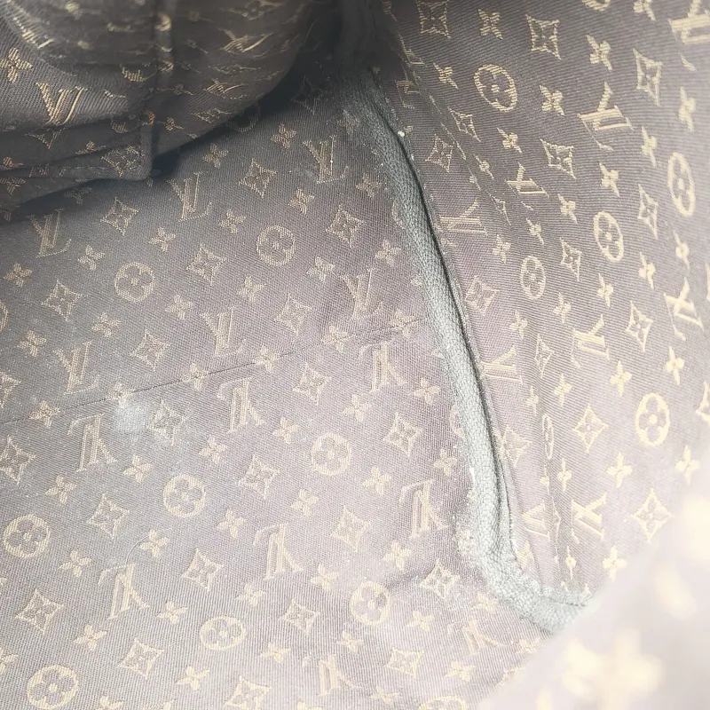 Louis Vuitton Shoulder Bag EXPRESS Shoulder Bag Suede Medium 36 × 18.5 × 24 cm — detail view 11 of 11