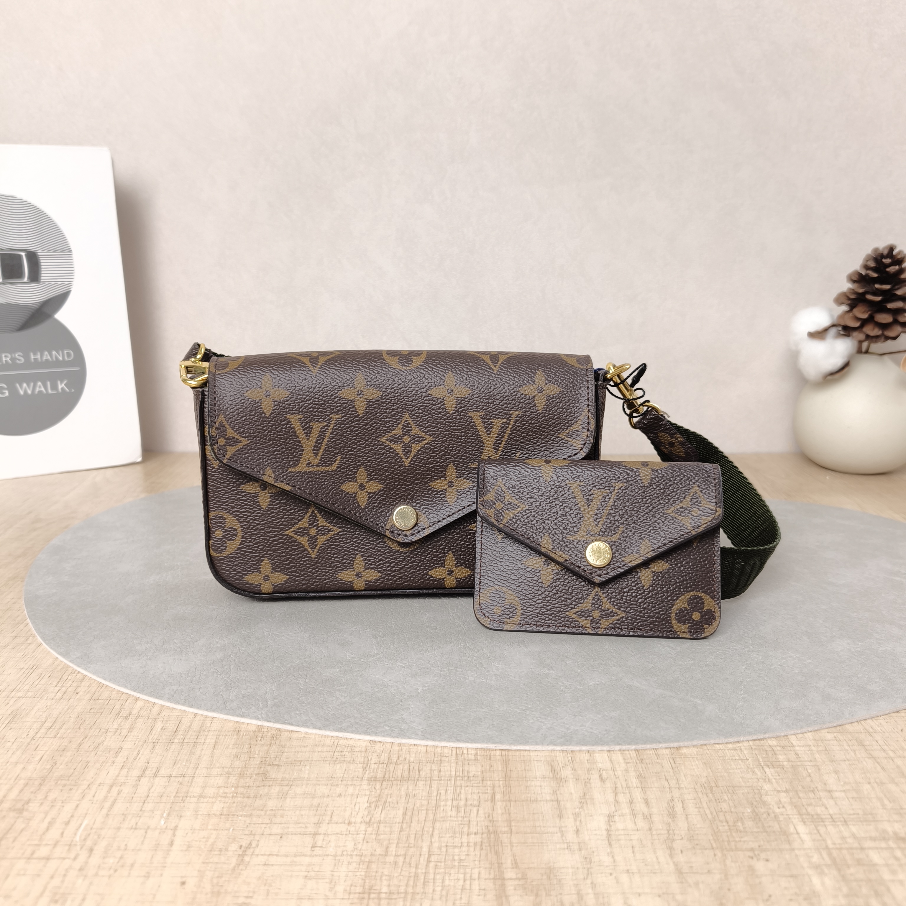 Louis Vuitton Crossbody Bag FÉLICIE STRAP & GO Monogram PVC Small17 × 3.5 × 9.6 cm