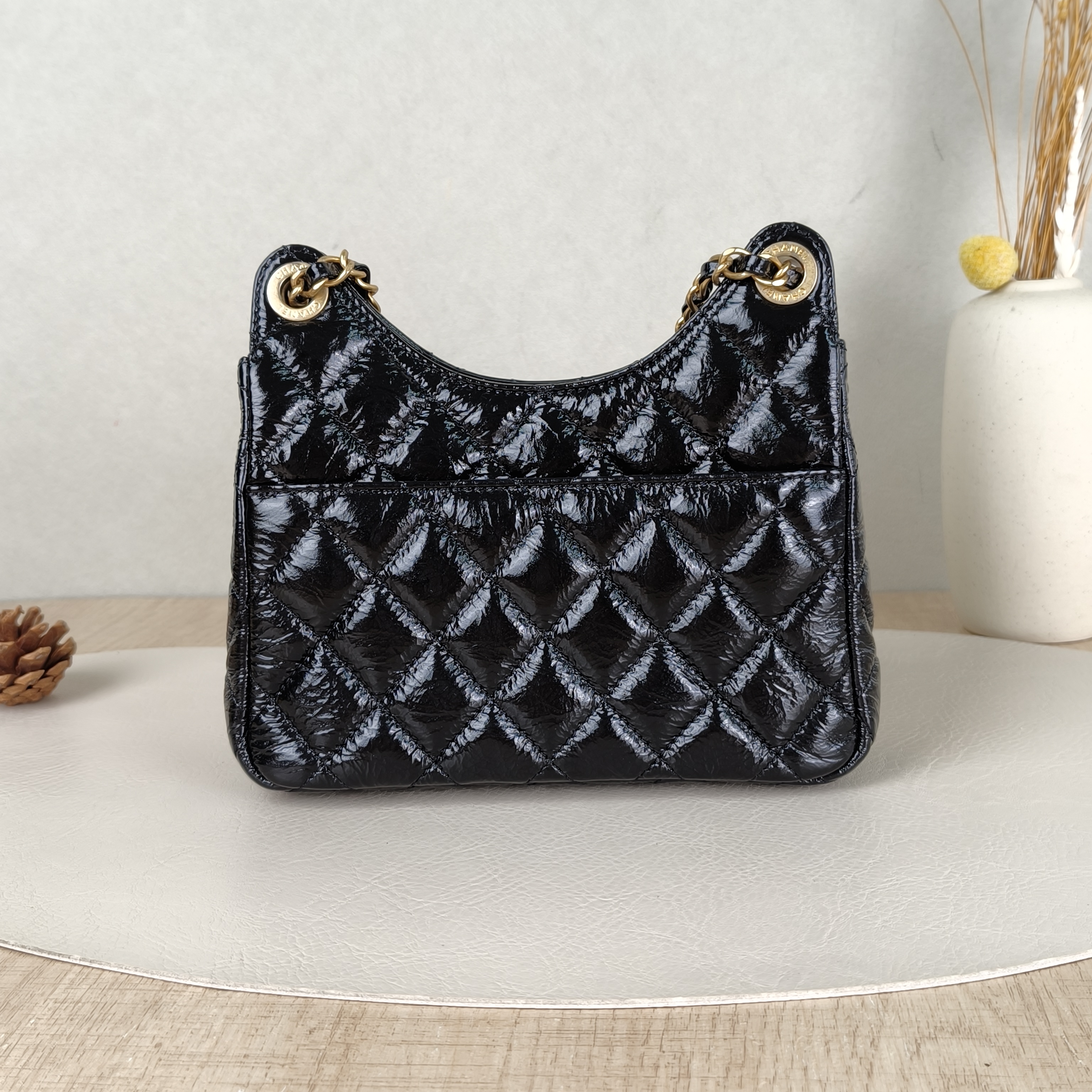 Chanel Crossbody Bag23p hobo Black Waxed Leather Small19 × 6 × 17 cm — cover view 2 of 5