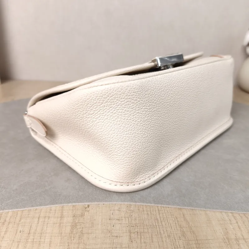 Louis Vuitton Shoulder Bag BUCI Beige Epi Embossed Calfskin One Size 24.5 × 9 × 15.5 cm — detail view 11 of 12