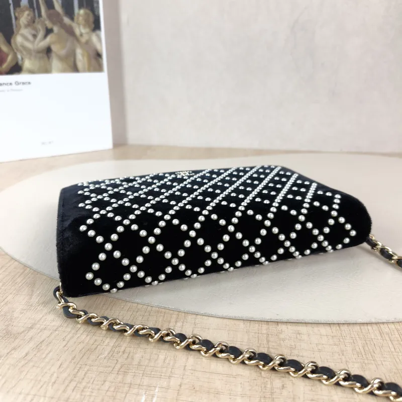 Chanel Crossbody Bag CF Pearl WOC Black Mini 19.2 × 3.5 × 12.3 cm 24 — detail view 9 of 13