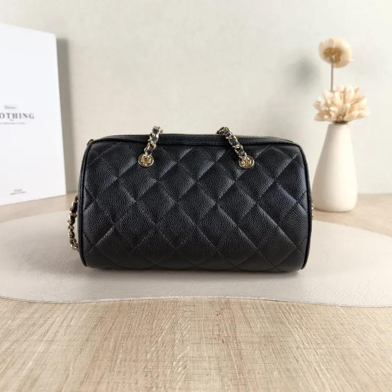 Chanel Crossbody Bag Crossbody Bag Black Grained Calfskin One Size 18.5 × 11 × 11.5 cm — cover view 6 of 6