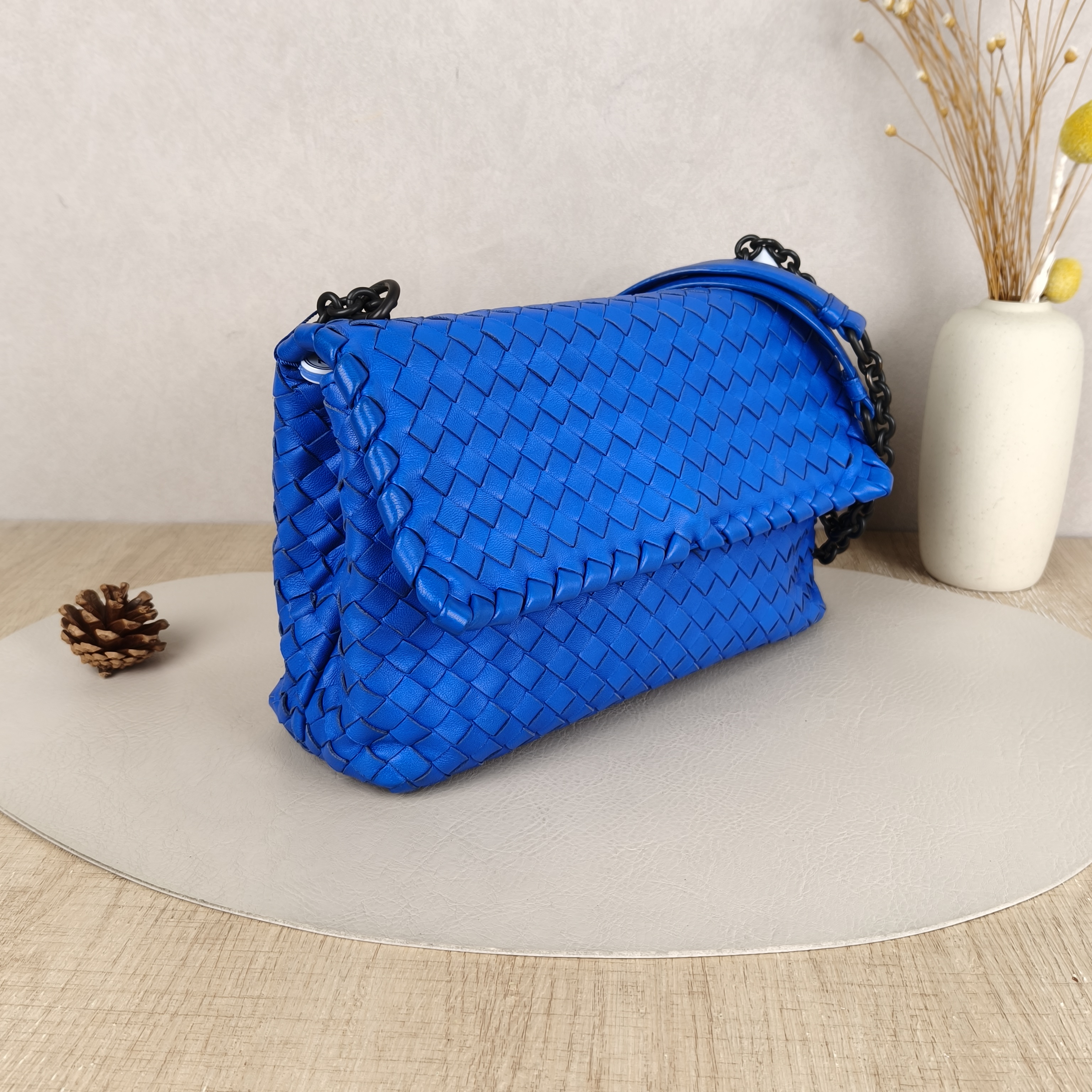 Bottega Veneta Shoulder Bag Woven Messenger Bag Blue Lambskin One Size25 × 8 × 17 cm — cover view 8 of 8