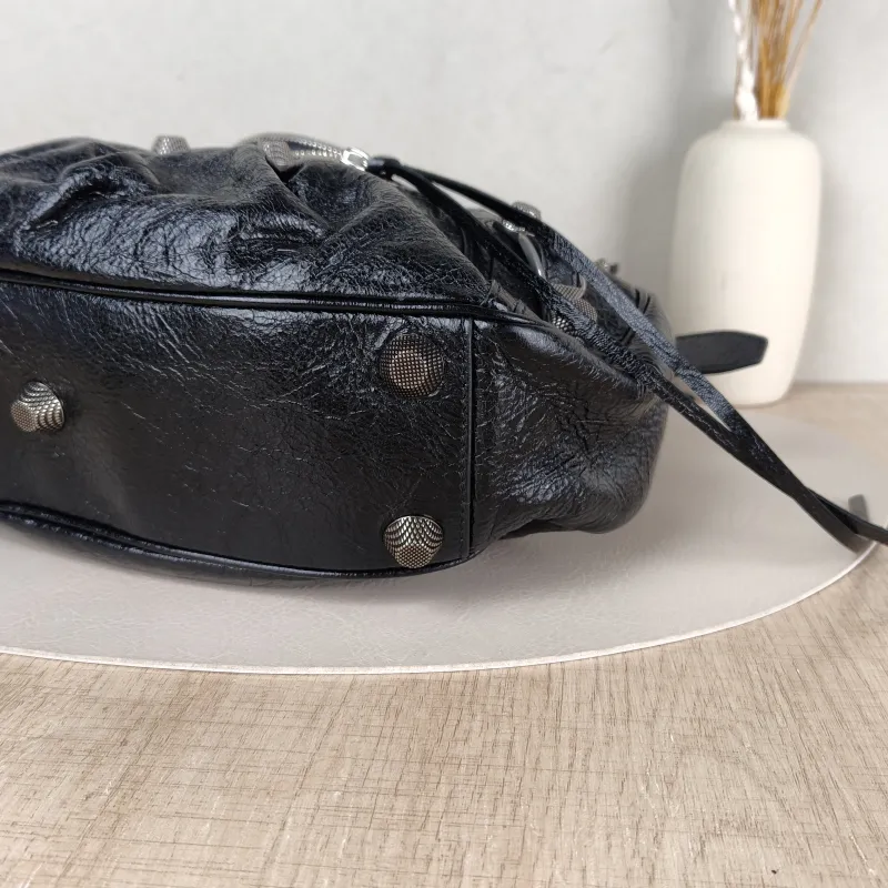 BALENCIAGA Crossbody Bag LE CAGOLE Black Lambskin Small 33 × 8.5 × 16 cm — detail view 5 of 10
