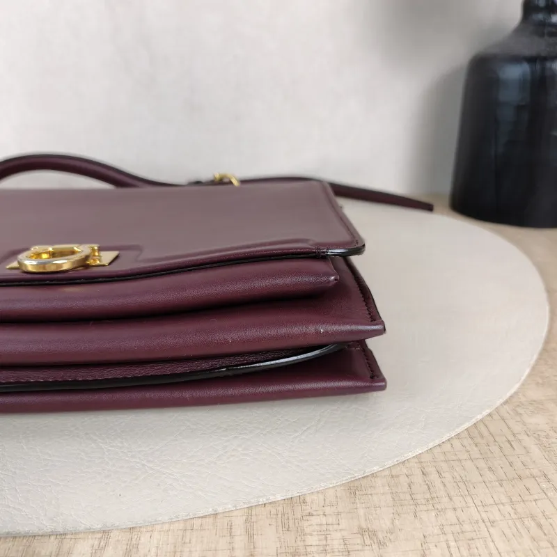 FERRAGAMO Shoulder Bag Shoulder Bag Calfskin One Size24 × 4 × 19 cm — detail view 2 of 11