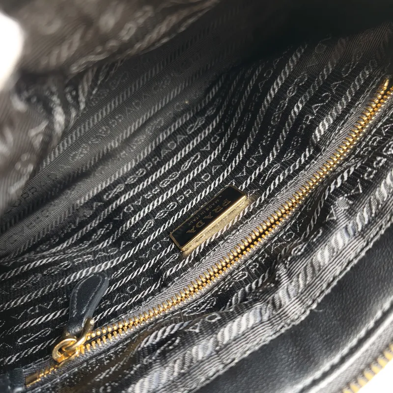 PRADA Crossbody Bag Black with Gold-Tone Hardware Crossbody Bag Black Lambskin One Size26 × 11 × 17 cm — detail view 3 of 12