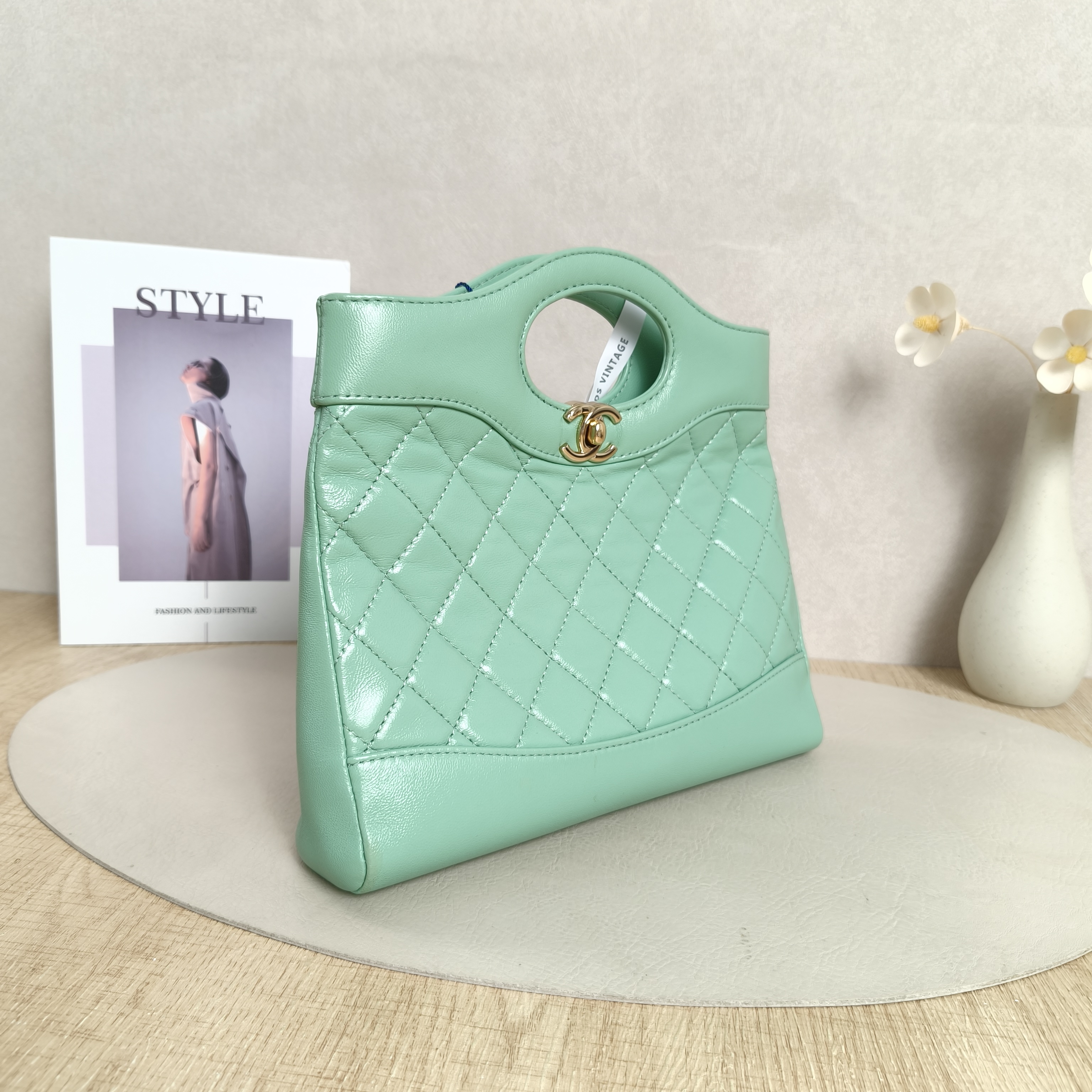 Chanel Crossbody Bag31Bag Green Calfskinmini23 × 5.5 × 22 cm — cover view 9 of 10