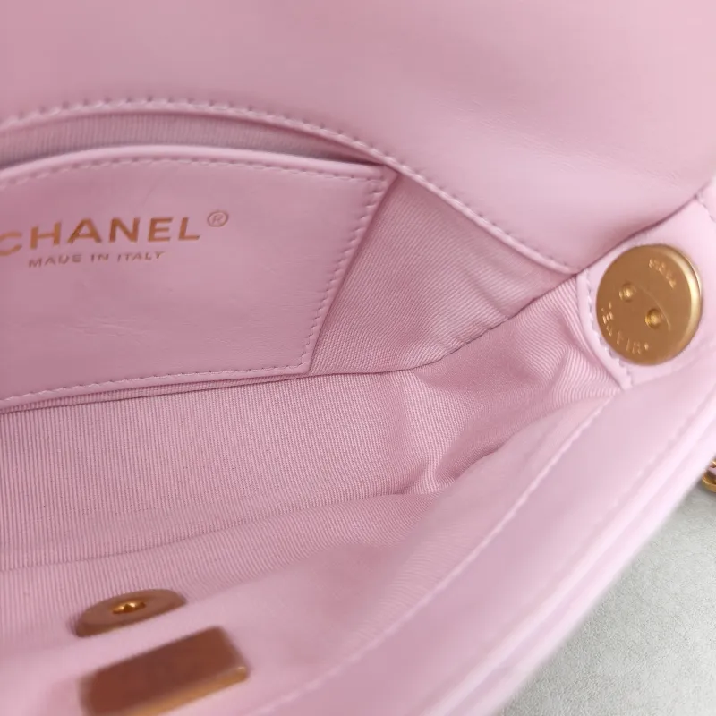 Chanel Crossbody Bag Woven Shoulder Strap Editioncf mini Pink Lambskin mini20 × 6 × 12 cm — detail view 12 of 14