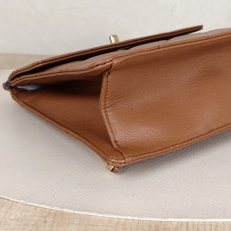 Chanel Backpack23a Backpack Brown Grained Calfskin One Size20 × 7.5 × 21 cm — detail view 12 of 13