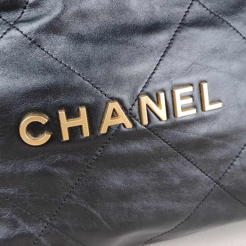 Chanel Shoulder Bag 22Bag Black CC alfskin Small 35 × 7 × 37 cm — detail view 8 of 14